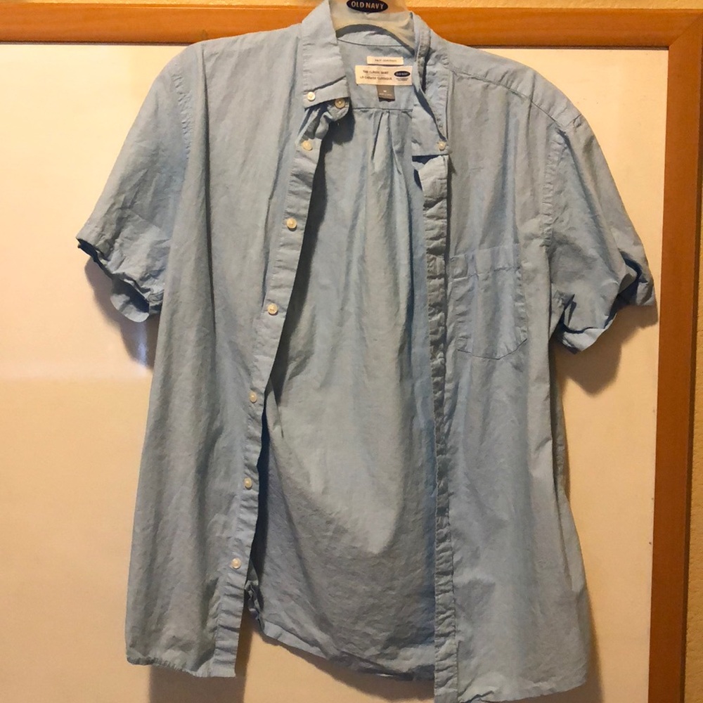 OLD NAVY Slim Fit Buttoned Down Shirt